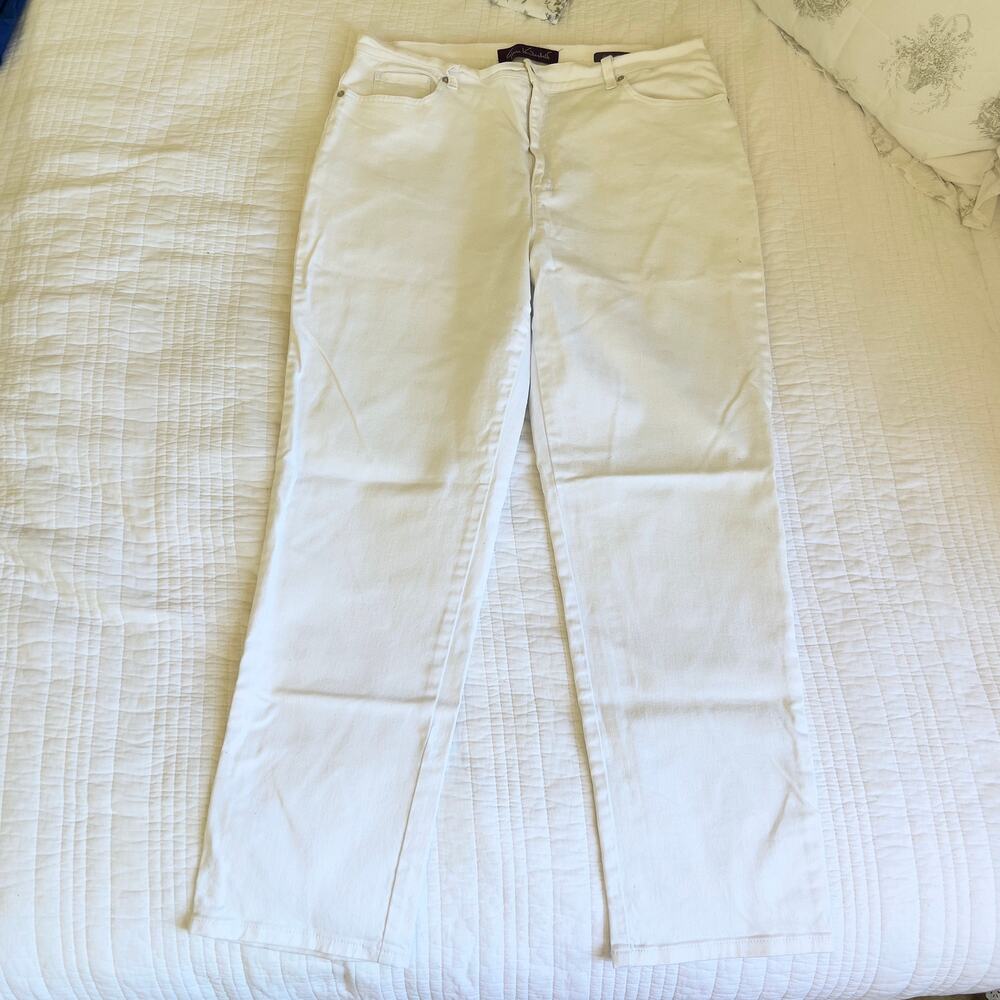 Gloria Vanderbilt White Straight Leg Jeans Women's Plus Size 18 37" Waist